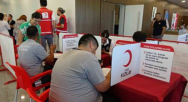 Mersin'de sağlık personeli kök hücre bağışı için sıraya girdi