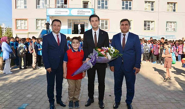 Midyat'ta ilk ders zili çaldı