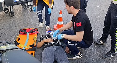 Minibüsün çarptığı motosikletin sürücüsü yaralandı