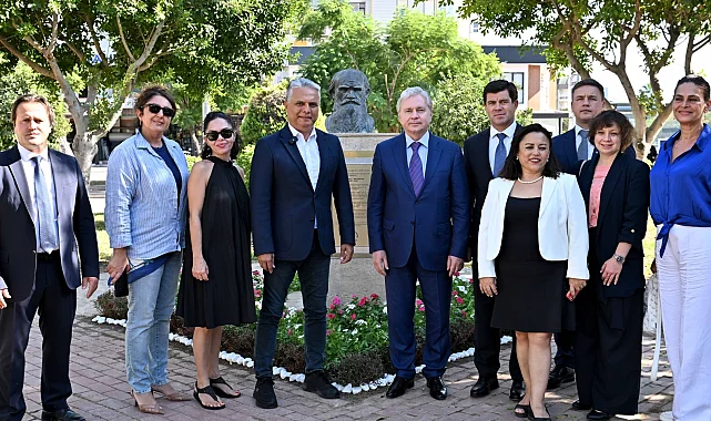 Moskova Hükümet Bakanı Çeremin'den Muratpaşa'ya ziyaret