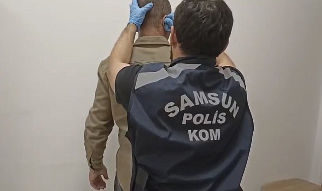 Motorlu Taşıtlar Sınavı'na kopya düzeneğiyle girmeye çalışan şahıs suçüstü yakalandı