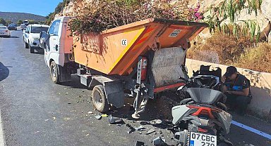 Motosiklet, atık toplama aracına çarptı: 1 ölü