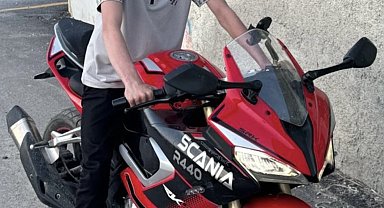 Motosikletle kaza yapan genç hayatını kaybetti