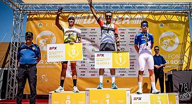 Mudanyalı bisikletçi Gökhan Uzuntaş zirveyi bırakmıyor