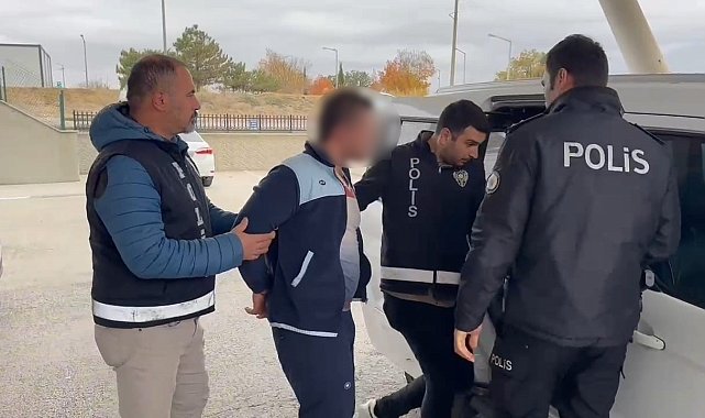 Muratlı'da aile faciası davası sürüyor: Annesini babasını öldürmüştü