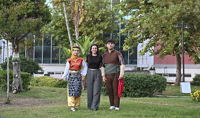 Muratpaşa'nın dansçıları konservatuvarı kazandı
