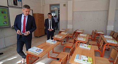 Muş'ta 1 milyondan fazla ders kitabı sıralara bırakıldı