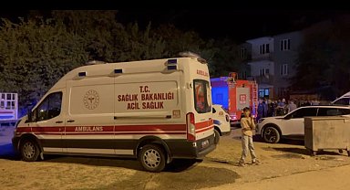 Muş'ta çıkan yangın yaşlı adamın canına mal oldu