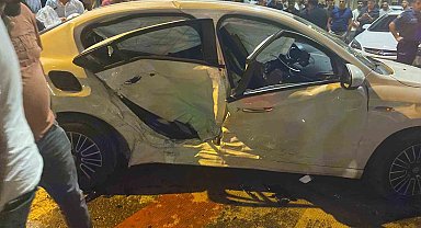 Muş'ta trafik kazası: 3 kişi yaralandı