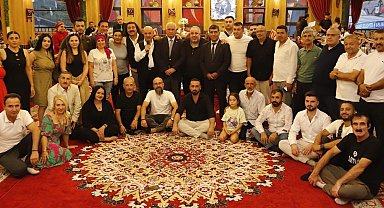 Müzisyen ve sanatçılardan kardeşlik mesajı