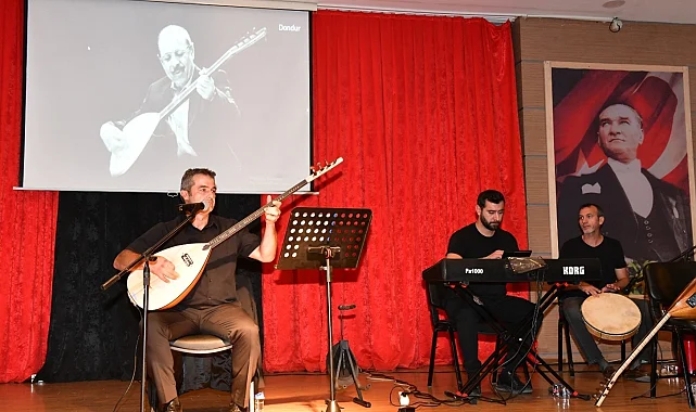 Neşet Ertaş Çiğli'de türkülerle anıldı