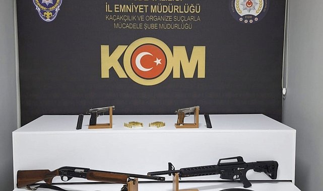 Niğde'de silah teşhircilerine operasyon: 4 gözaltı