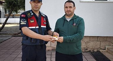 Nişan hatırası altınları kurtardı