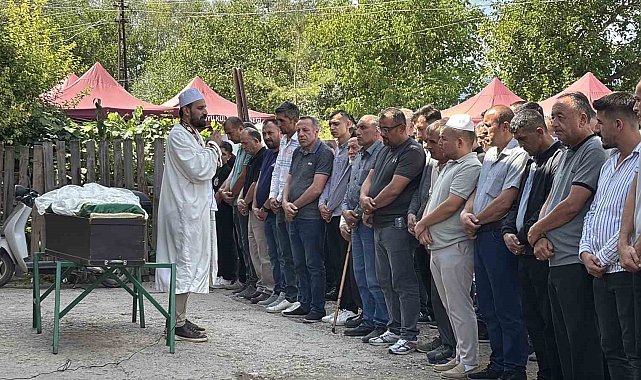 Nişanından iki gün sonra hayatını kaybeden genç DJ, son yolculuğuna uğurlandı