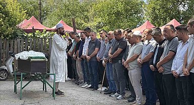 Nişanından iki gün sonra hayatını kaybeden genç DJ, son yolculuğuna uğurlandı