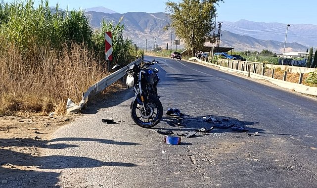 Ödemiş'te kamyonet ile motosiklet çarpıştı: 1 ağır yaralı