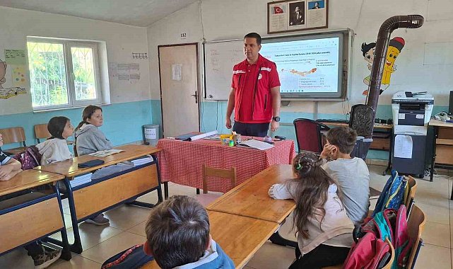 Öğrencilere çevre ve tarım bilinci eğitimi verildi