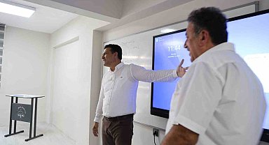 Öğrencilere ücretsiz eğitim ve kütüphane desteği