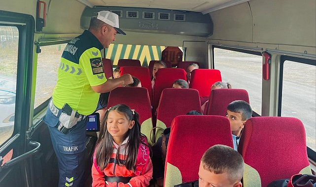 Öğrencilerin güvenliği için emniyet ve trafik tedbirlerini en üst seviyeye çıkarıldı