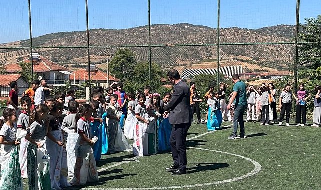 Okul bahçesi şenlik alanına döndü