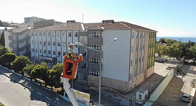 Okul yolları artık daha aydınlık