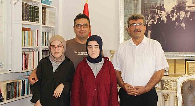 Ordu'da 'Yazınla Yazıma Dokun' yarışmasında dereceye girenlere ödül