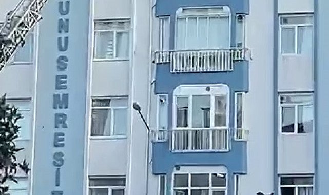 Ordu'da membran tadilatı sonrası çatı yangını