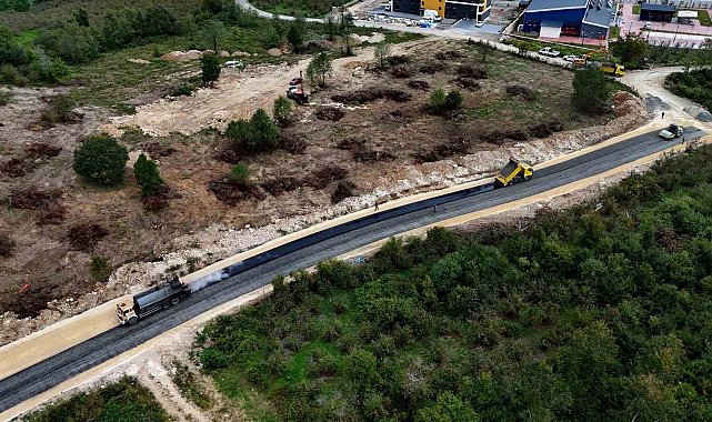 Ordu'da sıcak asfalt çalışmaları sürüyor