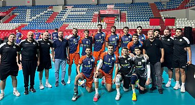 Osmangazi Belediyespor turnuva şampiyonu oldu