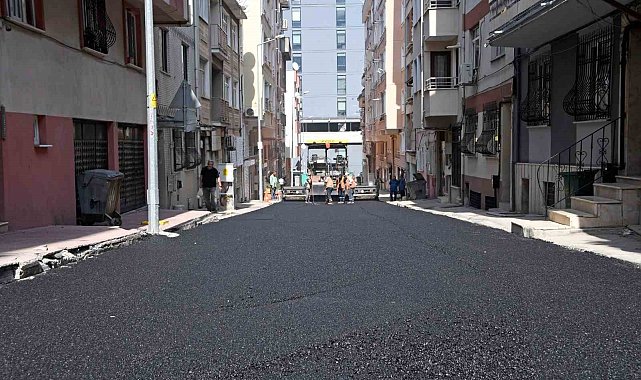 Osmangazi'de 160 ton asfalt döküldü