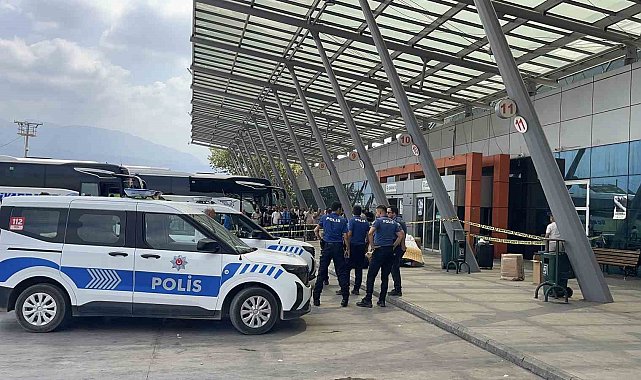 Osmaniye Otogarı'nda baba kızına tüfekle ateş etti