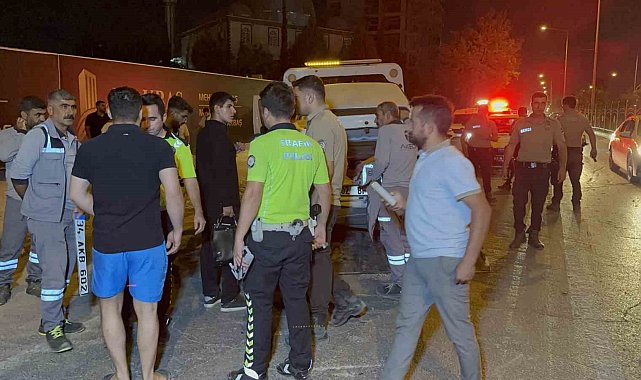 Otomobile arkadan çarpan aracın sürücüsü kaçtı: 1 yaralı