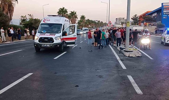 Otomobille çarpışan motosikletli ağır yaralandı