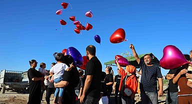 Özel hastanenin ihmali sonucu öldüğü iddia edilmişti: Yasmin doğum gününde kabri başında balonlarla anıldı
