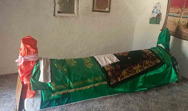 Pamukkale Belediyesi, Teslim Abdal Türbesini çürümeye terk etti