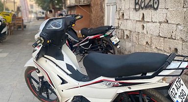 Park halindeki motosiklet çalındı