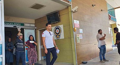 Parmaklarını salça makinesine kaptırdı