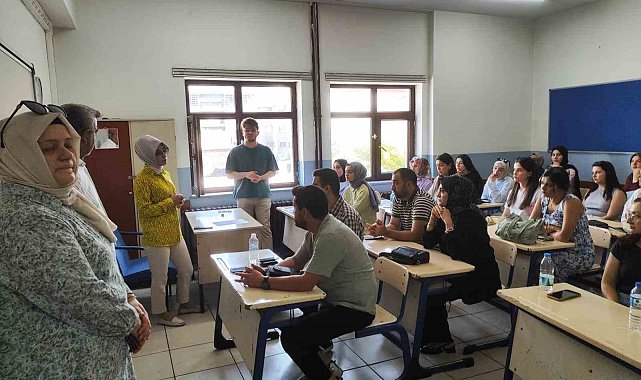 Patnos ilçe Milli Eğitim Müdürü Zeynep Oğuz Çam'dan köy okullarına ziyaret