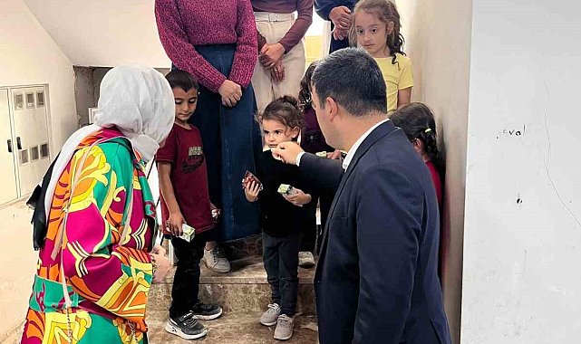 Patnos Kaymakamı ve eşi ADEM evlerini ziyaret etti