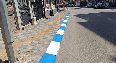 Pazaryeri kaldırımlarına mavi-beyaz dokunuş