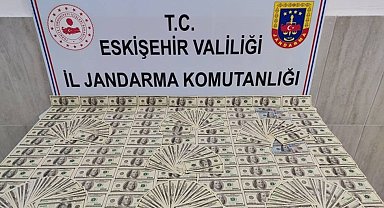 Piyasa değeri yaklaşık 1 milyon TL olan sahte dolarlar ele geçirildi