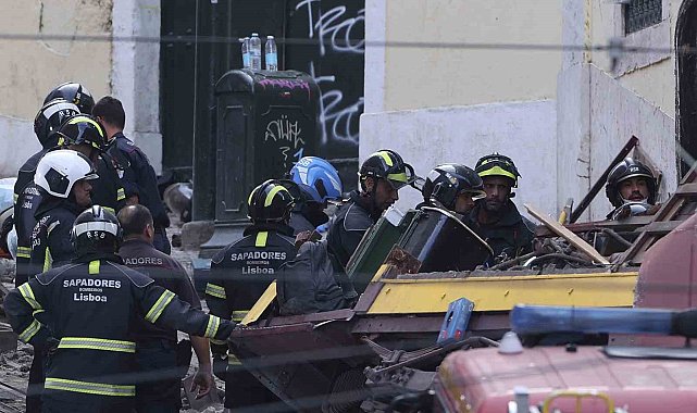 Portekiz'deki füniküler kazasında can kaybı 15'e yükseldi