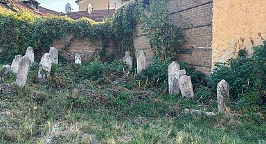 Prizren'de Suzi Çelebi türbesi ihya edilmeyi bekliyor