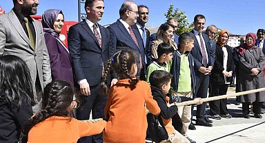 "Bir Anadolu Şenliği"nin son durağı Bitlis oldu