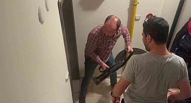 "Eski eşim bıçakladı" diyen kadının kapısı kırıldı, gerçek herkesi şaşırttı