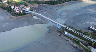 "Saklı cennet" Ayvacık'ta baraj suları çekildi, kara ortaya çıktı