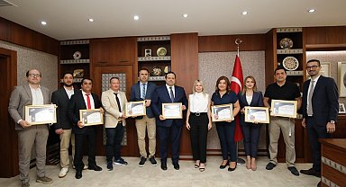 Rektör Özkan, buluşlarıyla ödül alan öğretim üyelerini tebrik etti