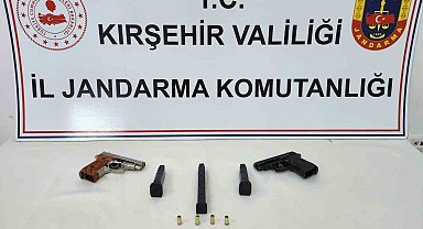 Ruhsatsız silah taşıyan şahıslar denetime takıldı