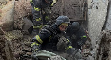 Rusya, Ukrayna'yı vurdu: 3 ölü