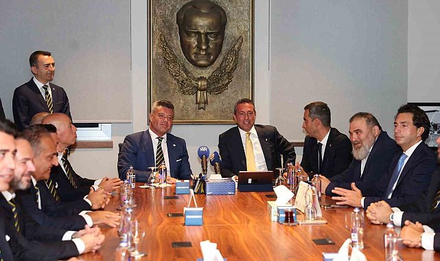 Sadettin Saran ve yönetim kurulu üyeleri mazbatasını aldı